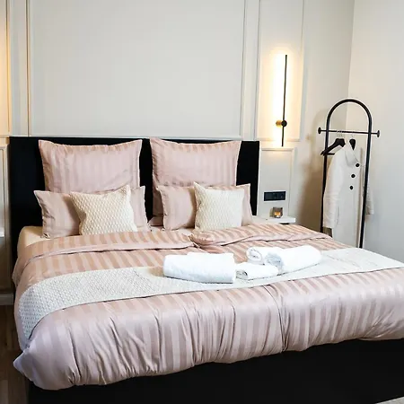Apartamento Boutique 4 *